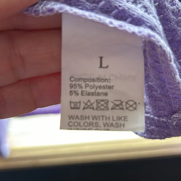 Beautiful 3 piece sleep set in purple. No tags. size large. Wash/hung to dry. - Picture 5 of 6